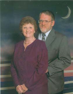 Linda and Don Follet
